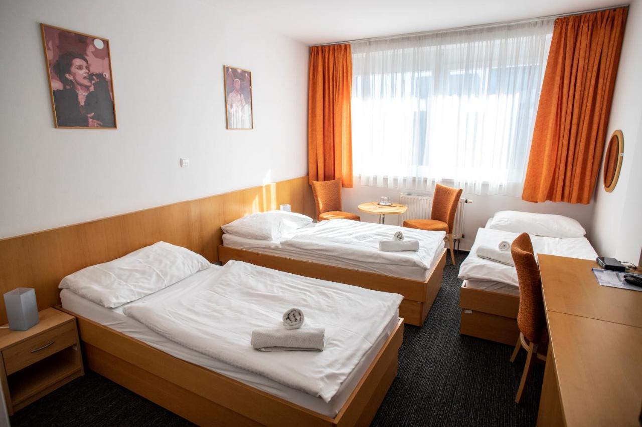 Hotel Puls Ostrava Luaran gambar